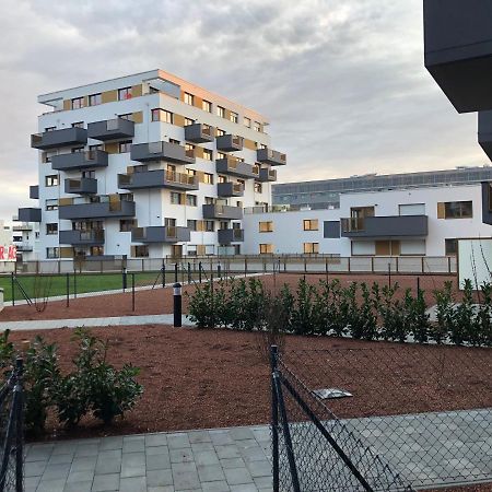 Neubau Wohnung Stadlau Вена Экстерьер фото